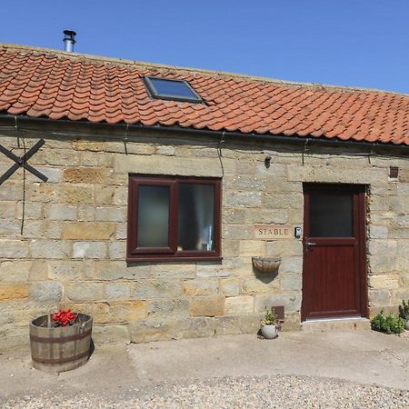 Stable Cottage Staintondale Экстерьер фото
